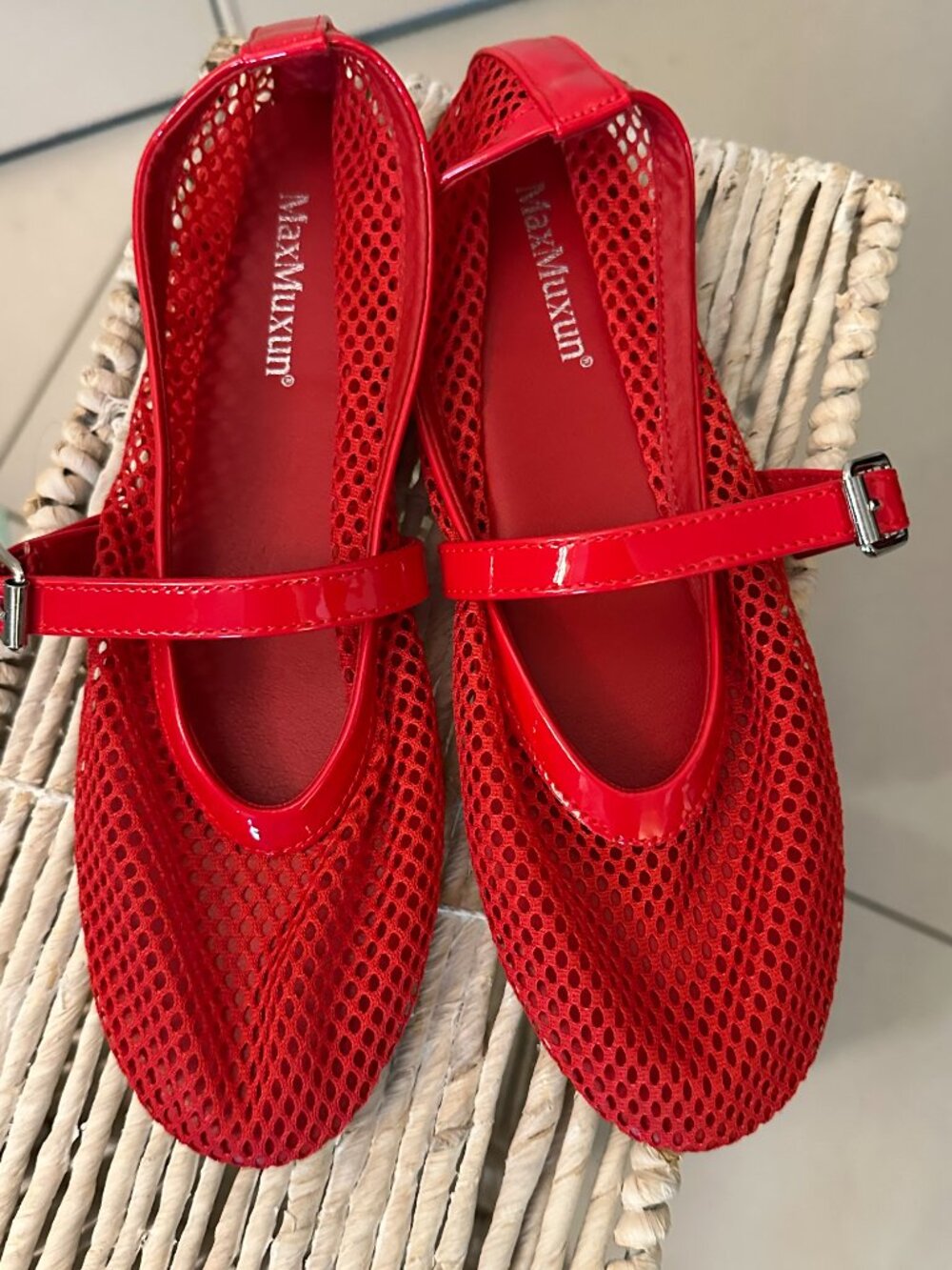 MaxMuxun Red Mesh Mary Jane Flats - Size 8